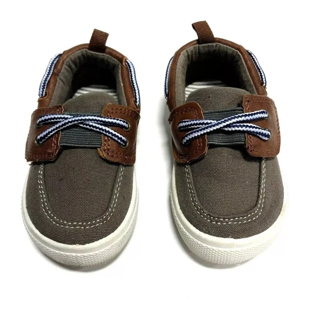 Carter’s Toddlers’ Cosmos Grey/Brown Shoes, Boys’ Size 5 M.